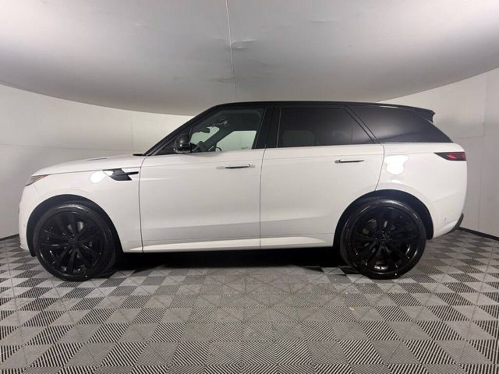 New 2026 Land Rover Range Rover Sport Dynamic SE 400PS SUV