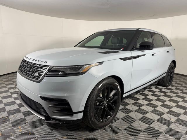 2026 Land Rover Range Rover Velar SE photo 2