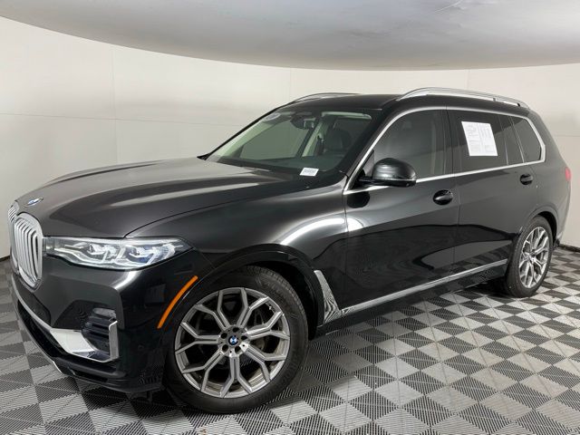 2020 BMW X7 40i's photo