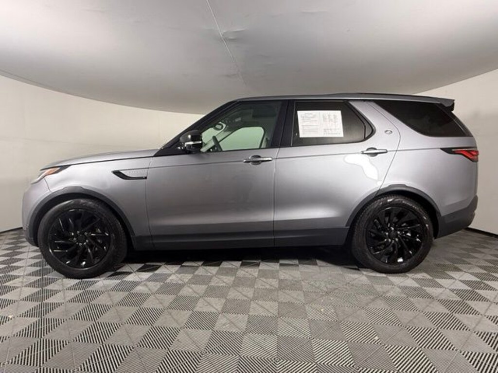 Used 2025 Land Rover Discovery S SUV