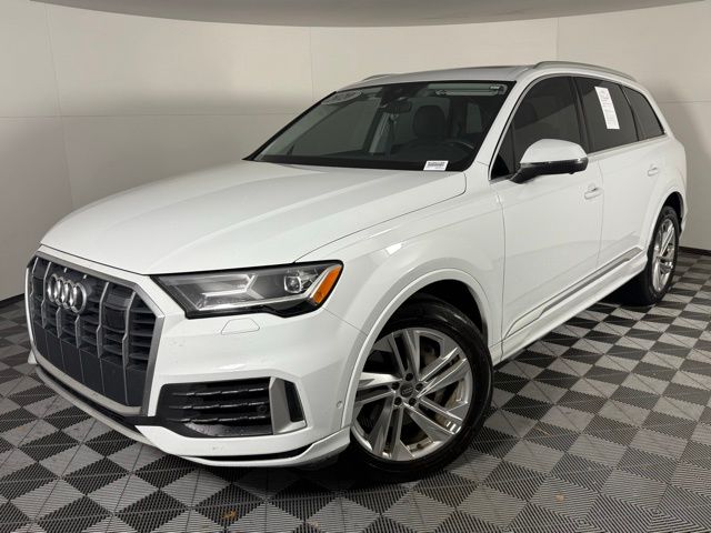2020 Audi Q7 Premium Plus