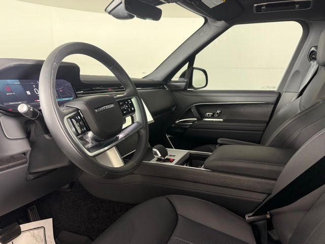 2025 Land Rover Range Rover SE - Photo 16