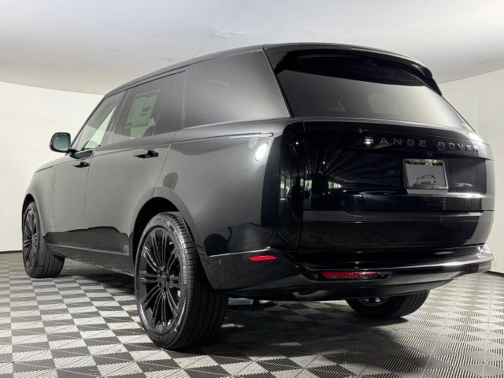 New 2026 Land Rover Range Rover SE 7 Seats SUV