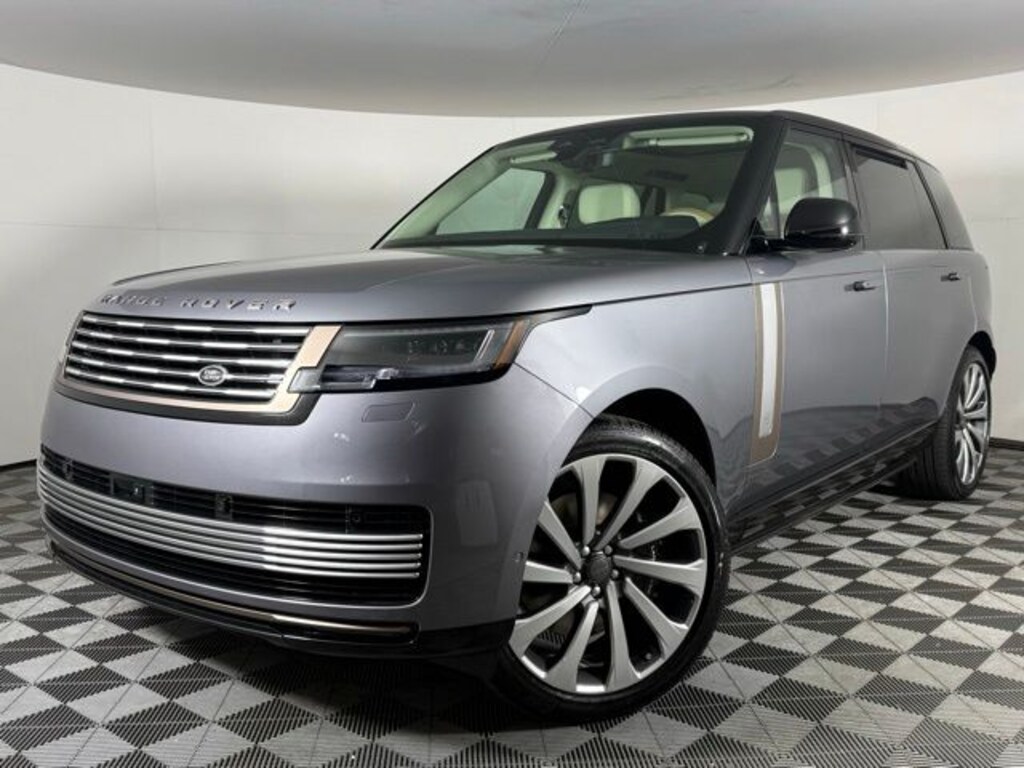 New 2026 Land Rover Range Rover SV Signature Suite SUV
