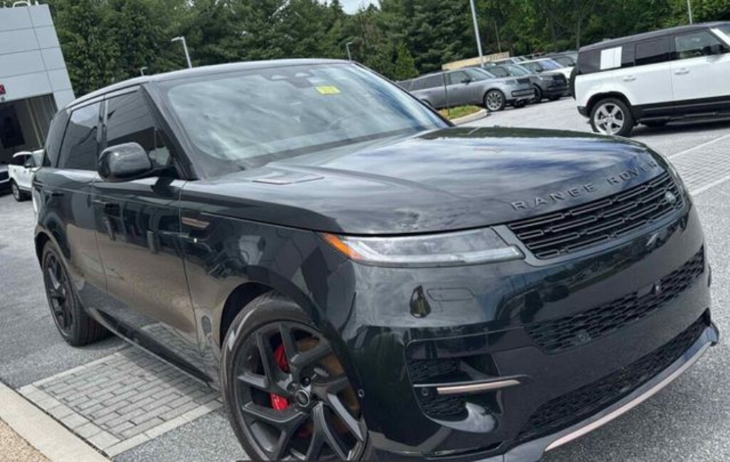 Used 2025 Land Rover Range Rover Sport Plug-in Hybrid Dynamic SE SUV