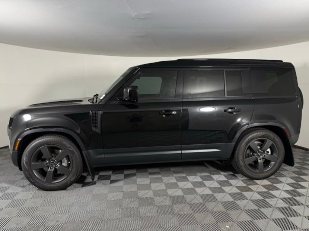 New 2025 Land Rover Defender 110 S SUV