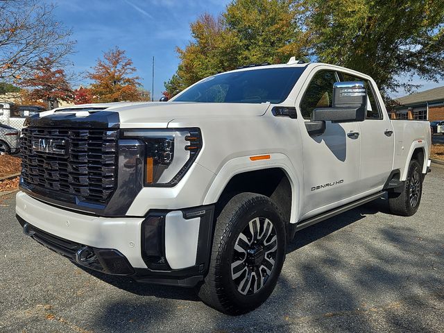 2024 GMC Sierra 2500HD Denali Ultimate's photo
