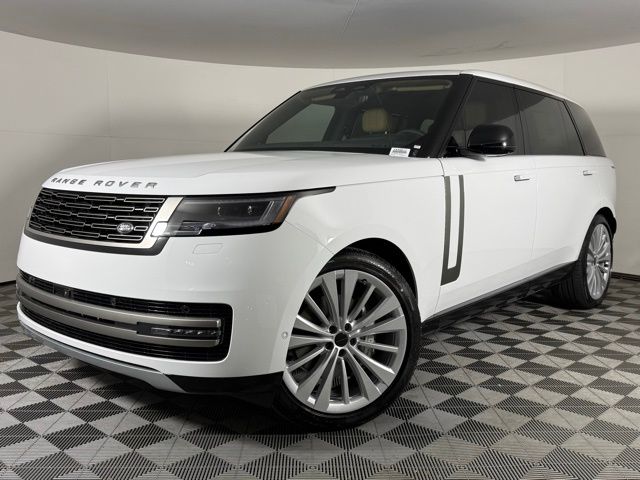 2026 Land Rover Range Rover 3.0 SE LWB 7's photo