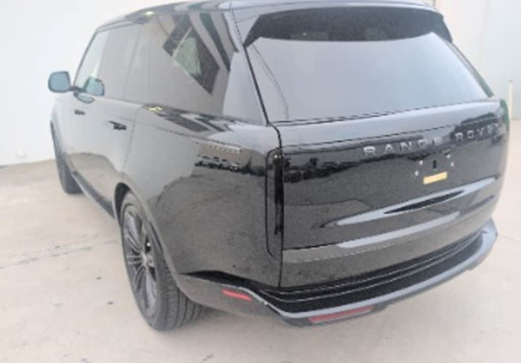 Used 2025 Land Rover Range Rover SE SUV