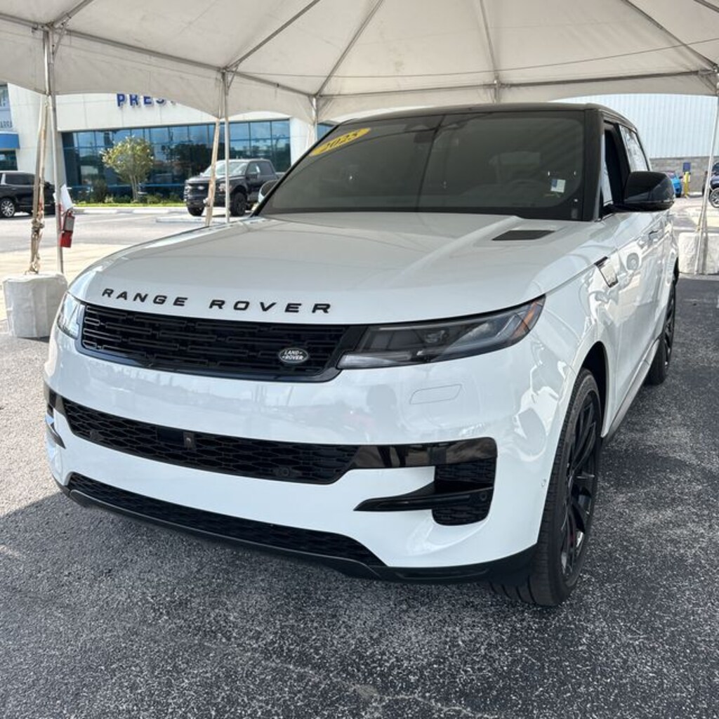 Used 2025 Land Rover Range Rover Sport SE SUV