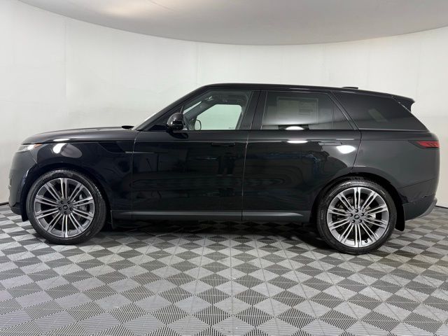 2025 Land Rover Range Rover Sport SE photo 3