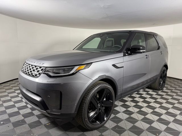 2025 Land Rover Discovery S photo 2