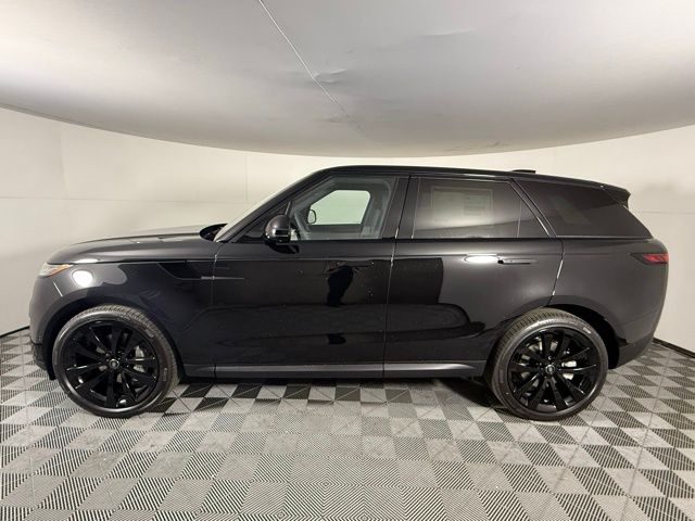 2025 Land Rover Range Rover Sport SE photo 3