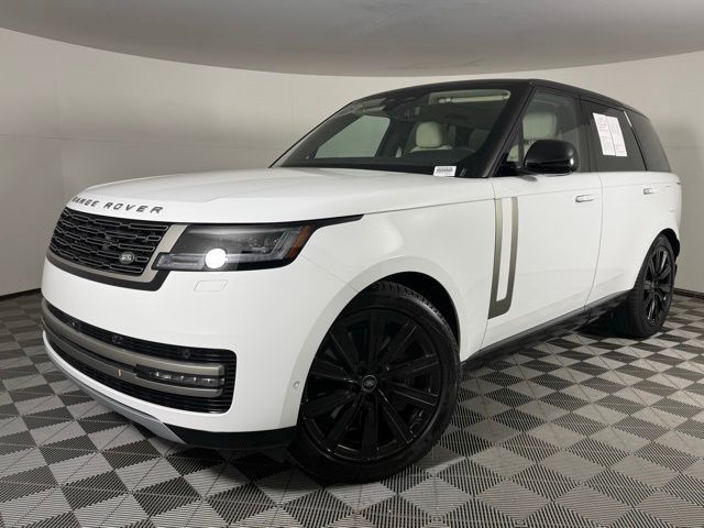 2025 Land Rover Range Rover SE