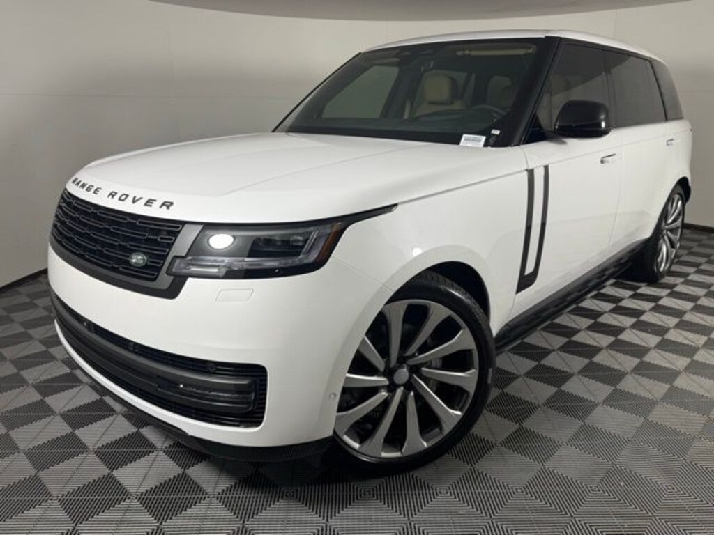 New 2025 Land Rover Range Rover SE SUV