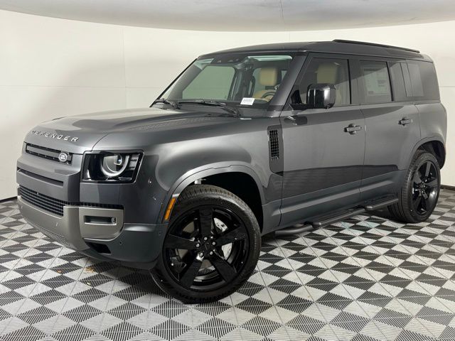 2026 Land Rover Defender S's photo