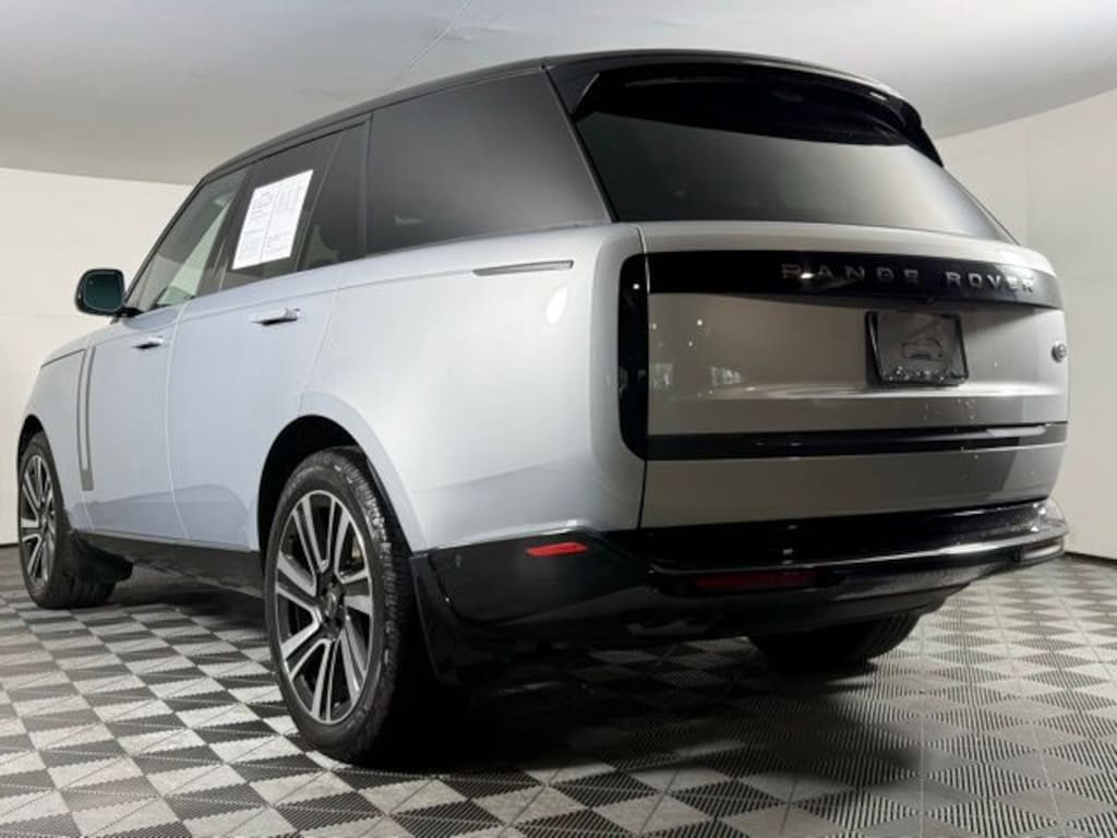 Used 2023 Land Rover Range Rover SE SUV