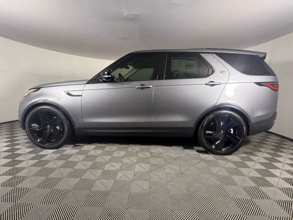 New 2026 Land Rover Discovery S 300PS SUV