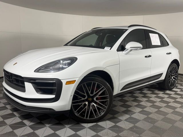 2022 Porsche Macan S