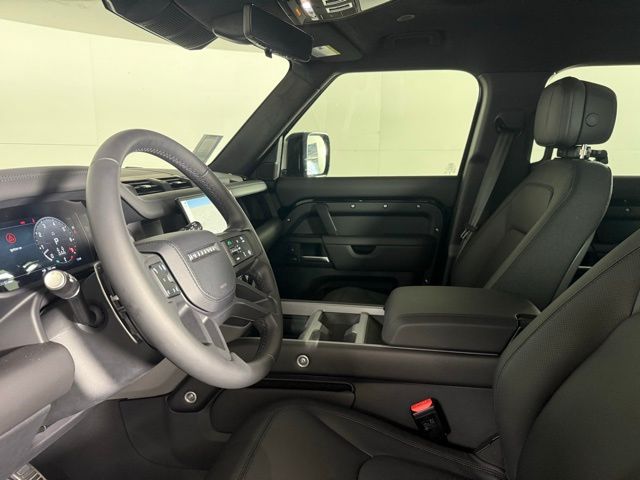 2026 Land Rover Defender V8 - Photo 34