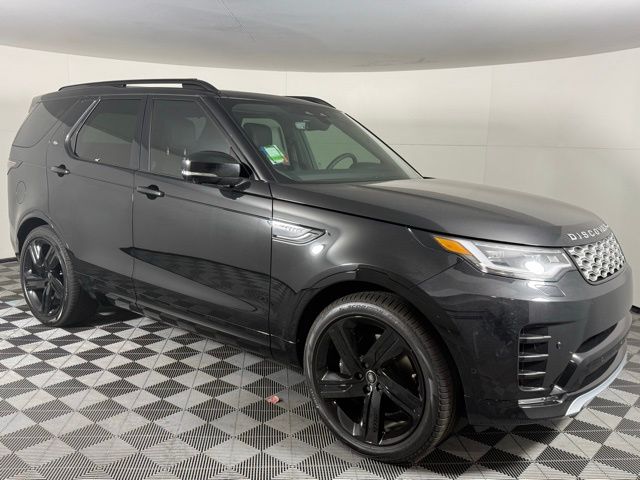 2026 Land Rover Discovery Gemini Edition - Photo 10