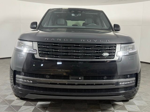 2025 Land Rover Range Rover SE - Photo 11