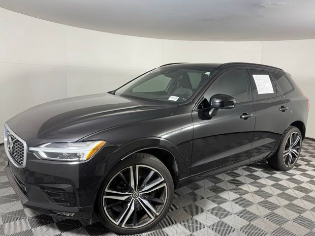 2020 Volvo XC60 R-Design's photo
