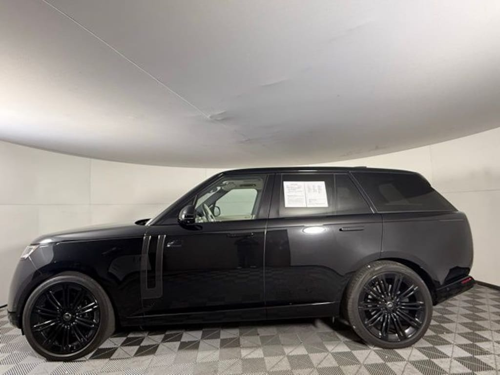 Used 2023 Land Rover Range Rover SE SUV