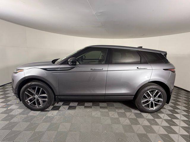 2025 Land Rover Range Rover Evoque S photo 3