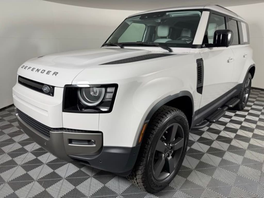 New 2026 Land Rover Defender 110 S 300PS SUV