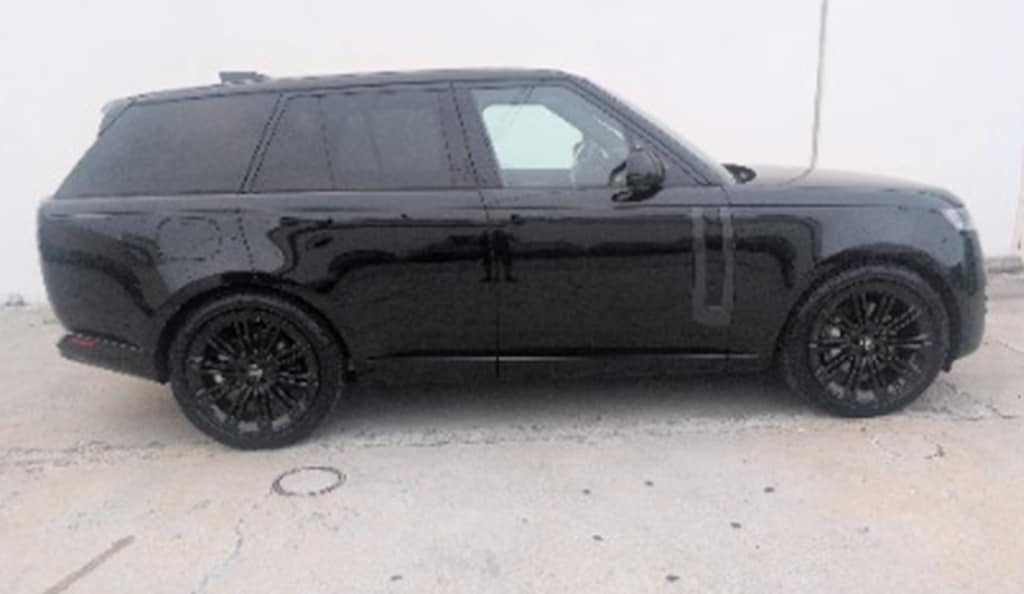 Used 2025 Land Rover Range Rover SE SUV