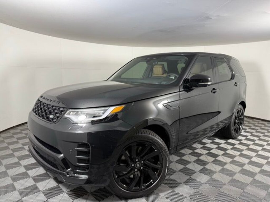 Used 2025 Land Rover Discovery Dynamic SE SUV