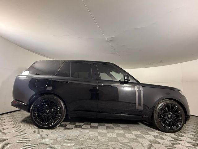 2025 Land Rover Range Rover SE - Photo 9