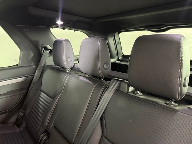2026 Land Rover Discovery Gemini Edition - Photo 23