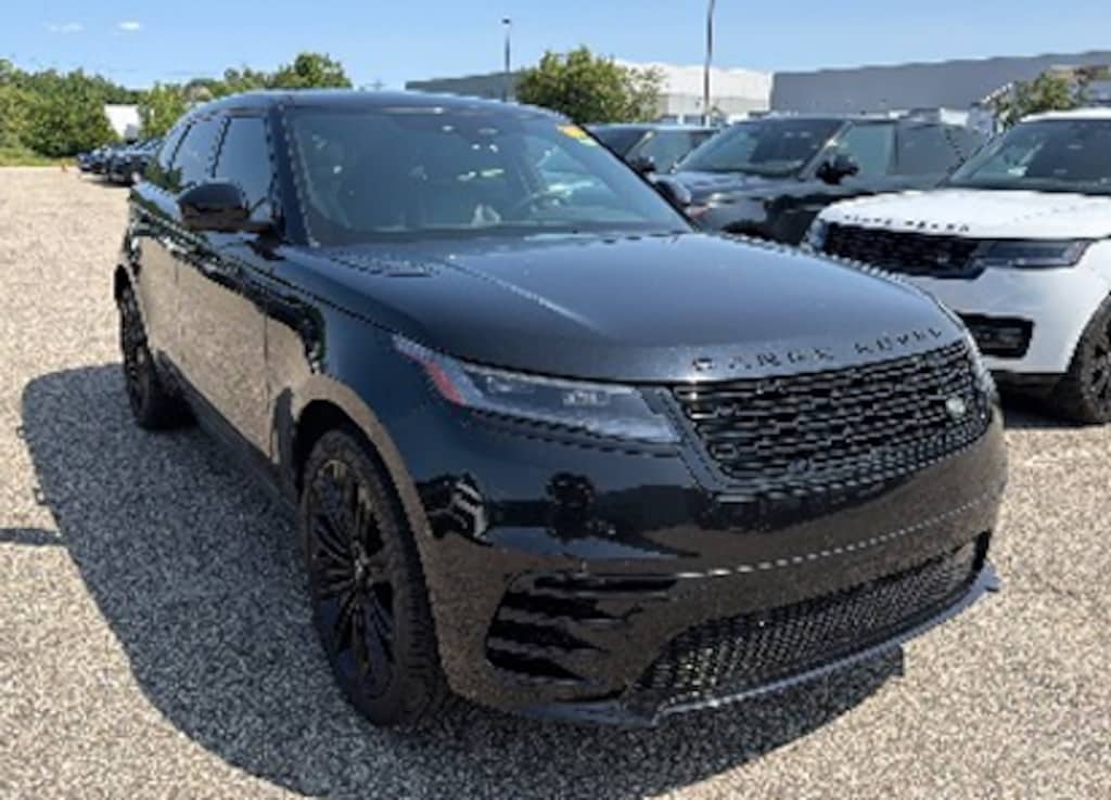 Used 2026 Land Rover Range Rover Velar Dynamic SE SUV