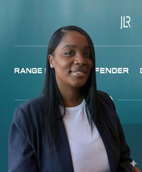 Staff member Latoya Edwards from ID_bcf522