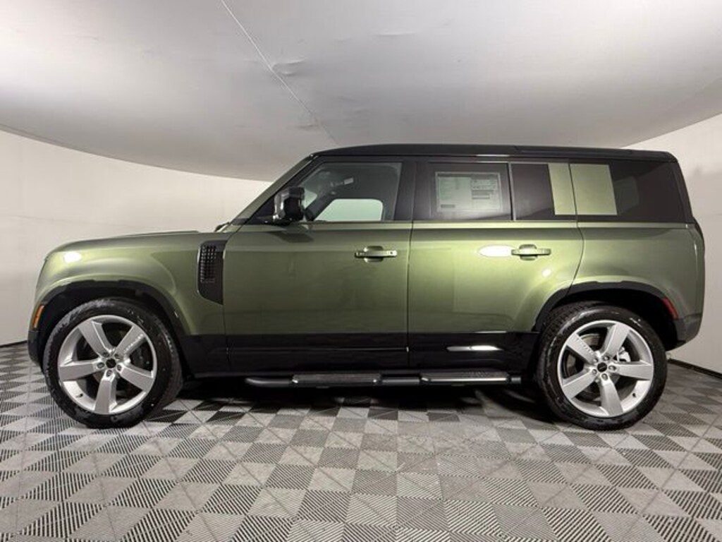 New 2026 Land Rover Defender 110 X-Dynamic SE 500PS