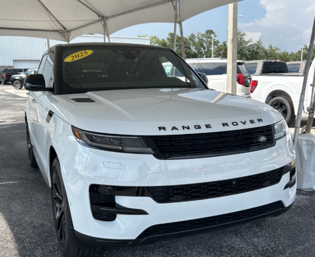 Used 2025 Land Rover Range Rover Sport SE SUV