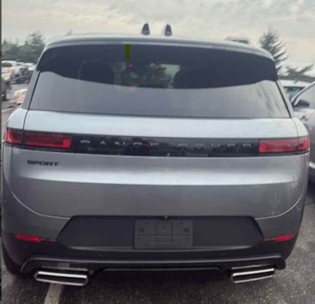 Used 2025 Land Rover Range Rover Sport SE SUV