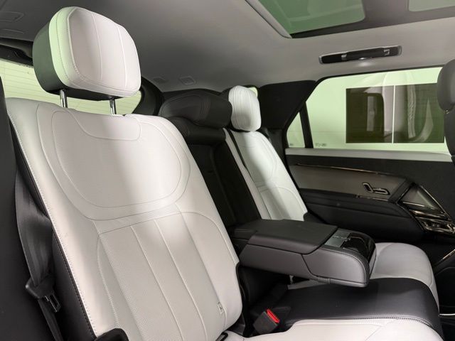 2025 Land Rover Range Rover Sport Dynamic SE - Photo 29