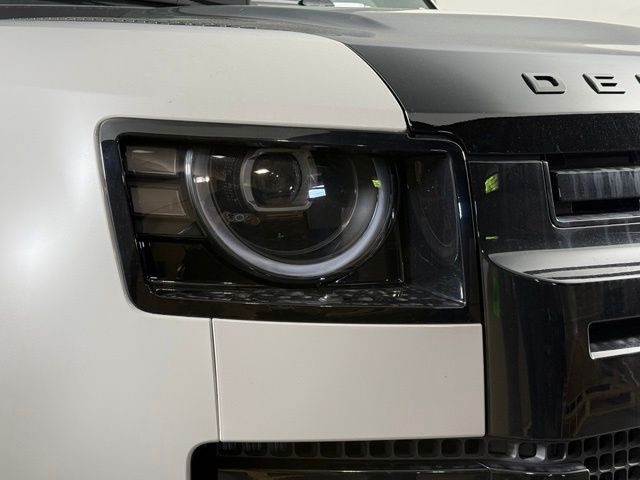 2026 Land Rover Defender X - Photo 13