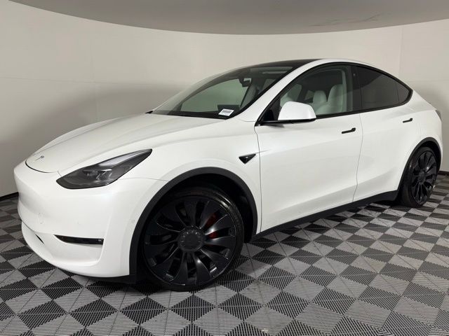 Used 2022 Tesla Model Y Performance with VIN 7SAYGDEF7NF537608 for sale in Northfield, Minnesota