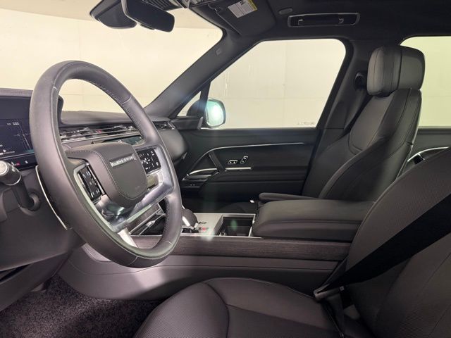 2025 Land Rover Range Rover SE - Photo 34