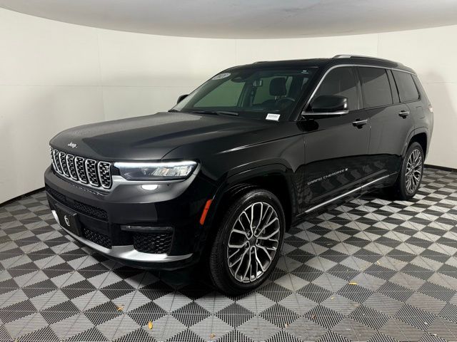 2021 Jeep Grand Cherokee L Summit photo 2