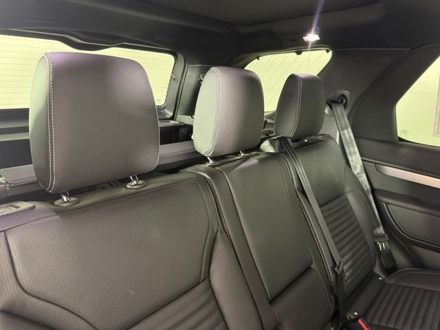 2026 Land Rover Discovery Gemini Edition - Photo 28
