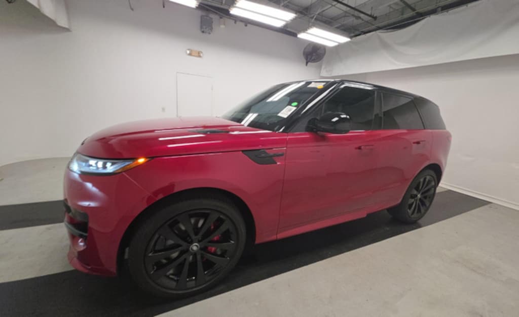 Used 2024 Land Rover Range Rover Sport Dynamic SE SUV