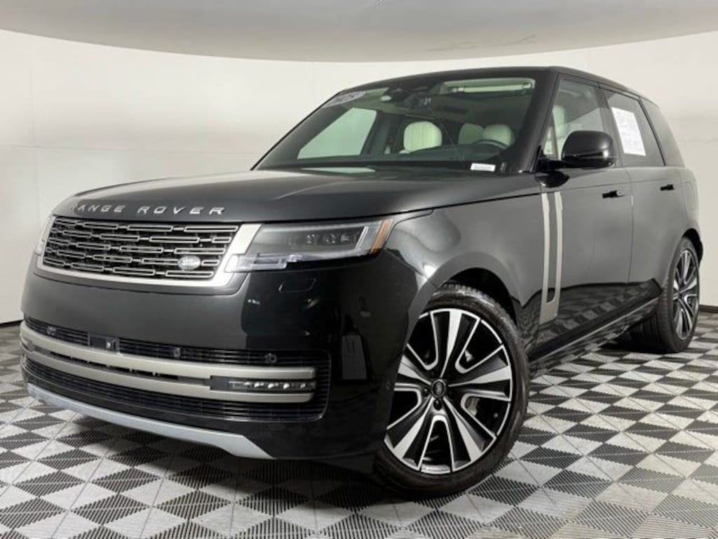 Used 2025 Land Rover Range Rover Plug-In Hybrid SE SUV