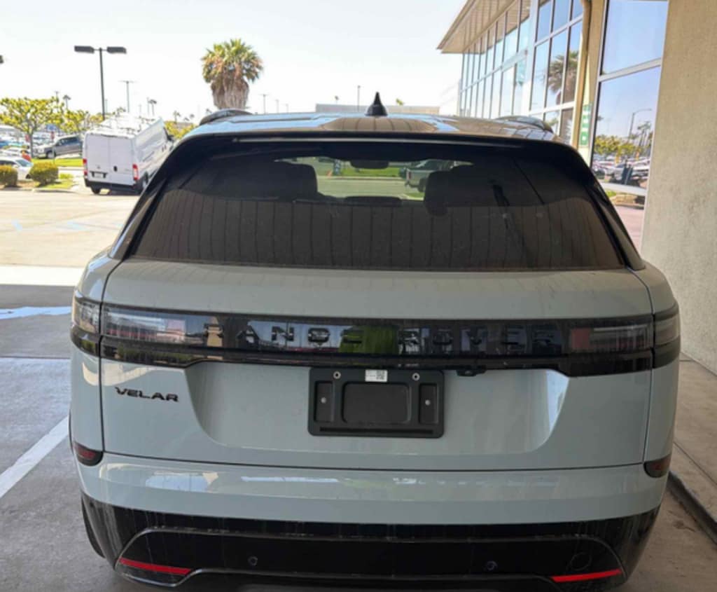 Used 2025 Land Rover Range Rover Velar Dynamic SE SUV