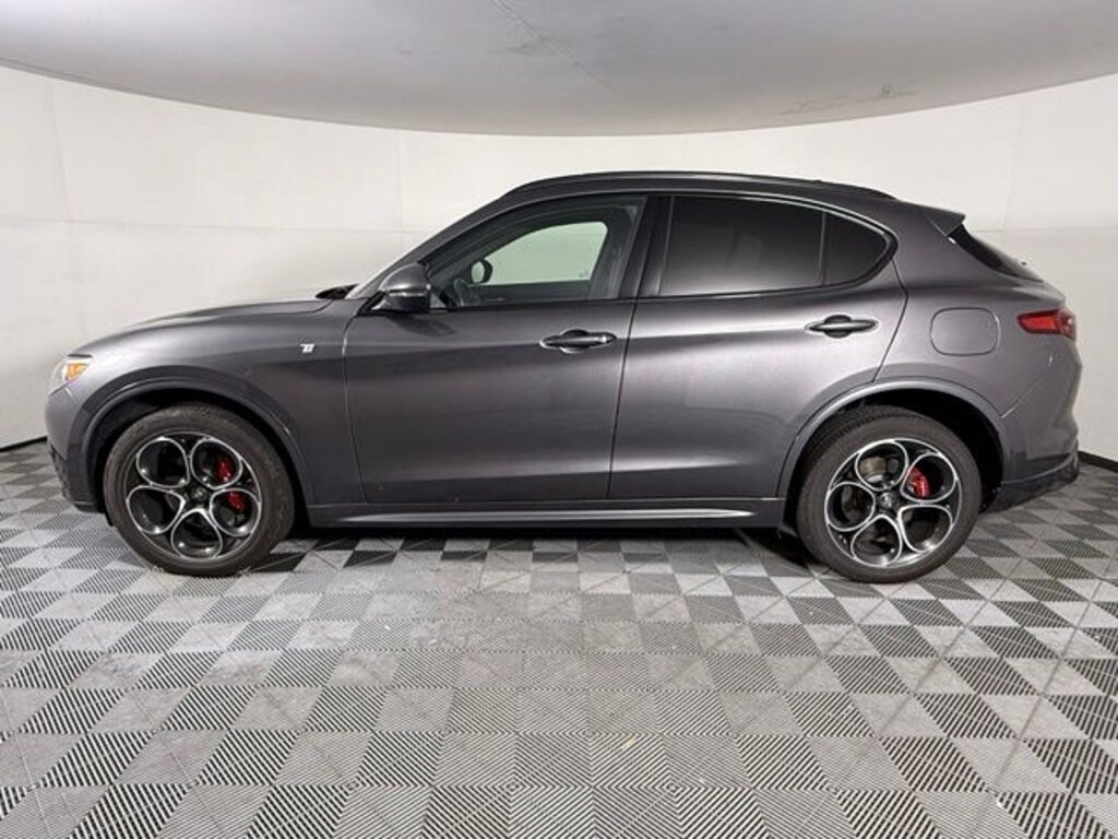 Used 2023 Alfa Romeo Stelvio Ti SUV