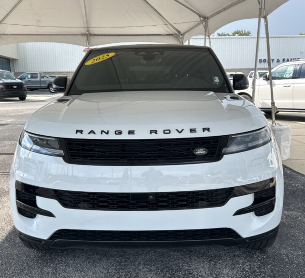 Used 2025 Land Rover Range Rover Sport SE SUV